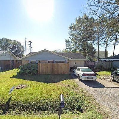 220 Idlewild Dr, Houma, LA 70364