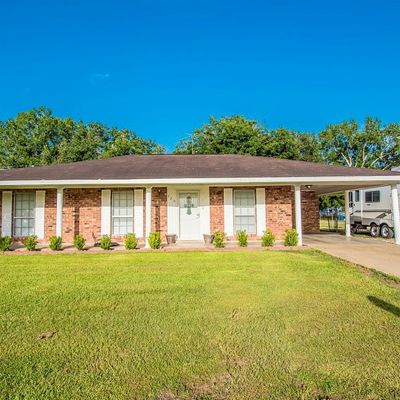 220 Rue Jolie Blonde, Mamou, LA 70554