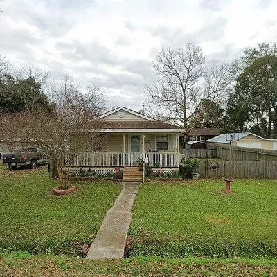 220 W B St, Norco, LA 70079