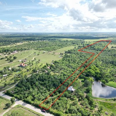 2200 Westwood Road, Lockhart, TX 78644