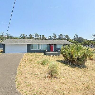 2201 Nw Convoy Way, Waldport, OR 97394