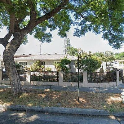 2201 W Russell Ave, Santa Ana, CA 92704