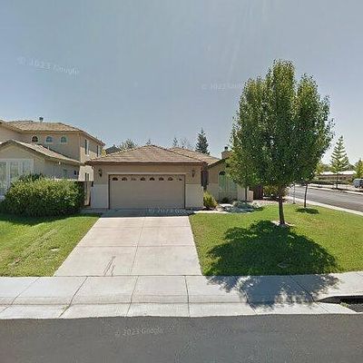 2202 Ranch House Ct, Auburn, CA 95603