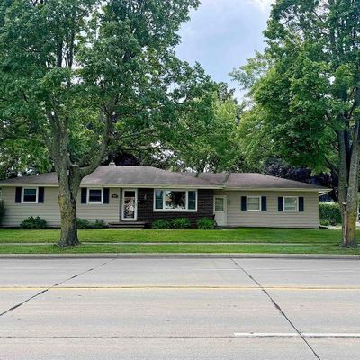 2203 E College Ave, Appleton, WI 54915