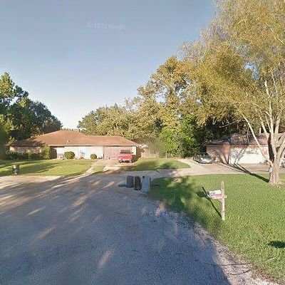 2203 Lisa Ln, Dayton, TX 77535