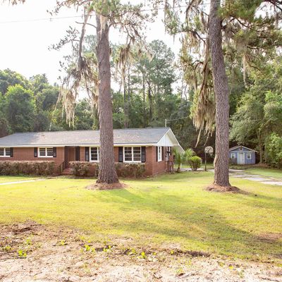 2204 Lakeview Dr, Waycross, GA 31501