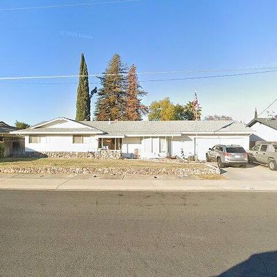 2205 Mauna Loa Dr, Ceres, CA 95307