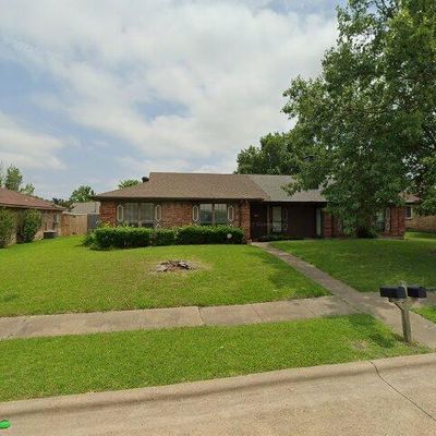 2208 Ember Lee Dr, Garland, TX 75040