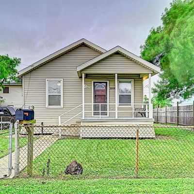 2209 Grover Ave, Galveston, TX 77551