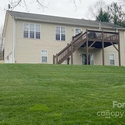 221 Doe Run, Morganton, NC 28655