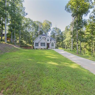 221 Robinwood Ln, Pelzer, SC 29669