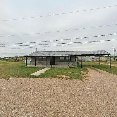 221 S Bryan Ave, Aspermont, TX 79502