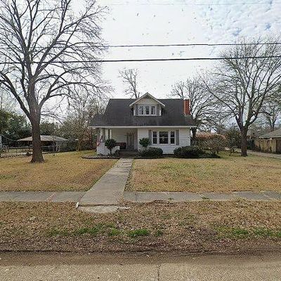 221 W Waddil St, Marksville, LA 71351