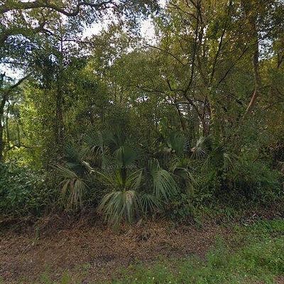 2210 5 Th Ave, Deland, FL 32724