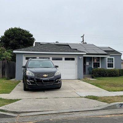 2211 E Mckenzie St, Long Beach, CA 90805