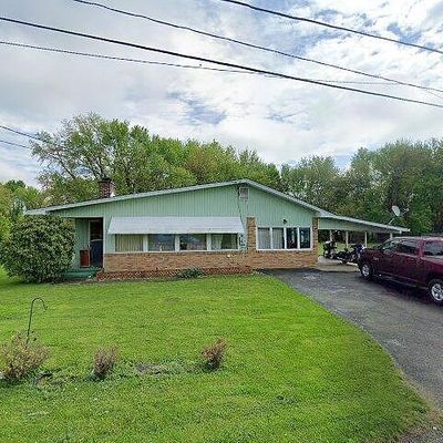 222 S Pine St, Carmichaels, PA 15320