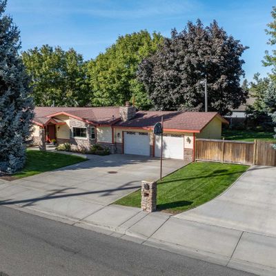 2221 E 53 Rd Ave, Spokane, WA 99223