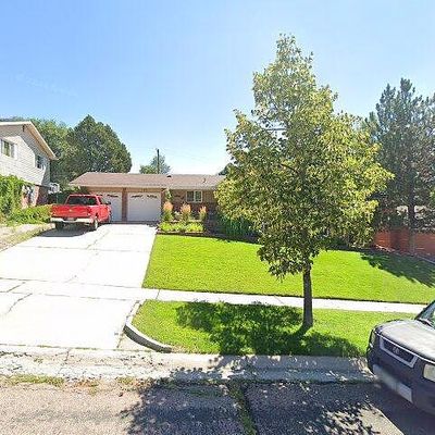 2221 Monteagle St, Colorado Springs, CO 80909