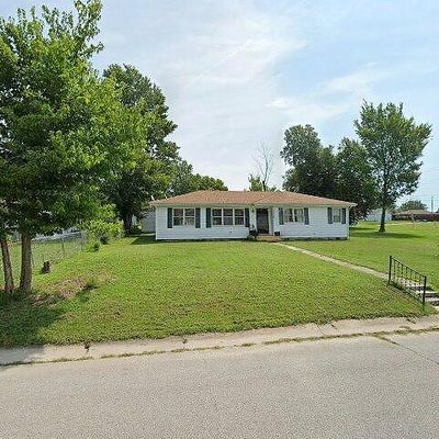 2225 S Adele Ave, Joplin, MO 64804