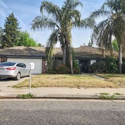 22276 W Thurman Ave, Porterville, CA 93257