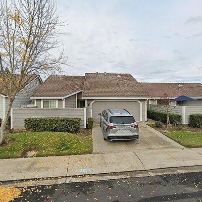 2229 Chelmsford Dr, Modesto, CA 95356