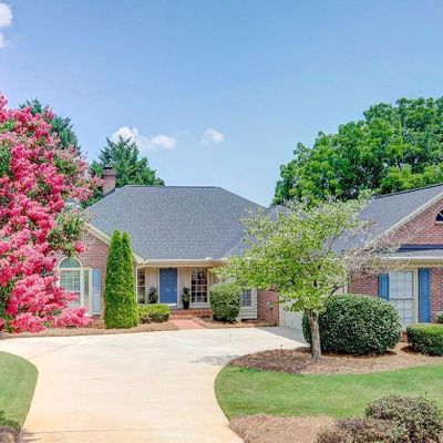 223 Woods Rd, Greer, SC 29650