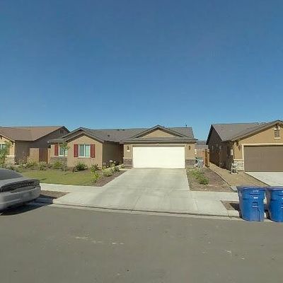 2237 Avian Way, Delano, CA 93215