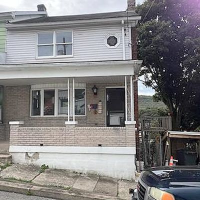 224 Brown St, Tamaqua, PA 18252