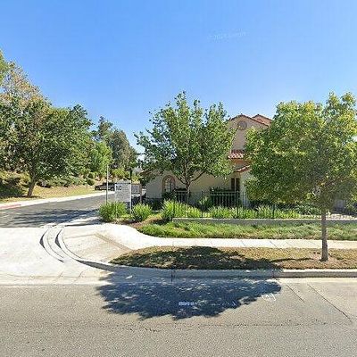 224 Country Club Dr #C, Simi Valley, CA 93065