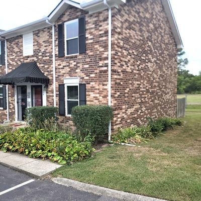 224 Edgewood Dr, Hendersonville, TN 37075