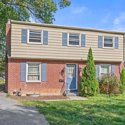 2247 Manor Ridge Dr, Lancaster, PA 17603