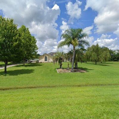 225 Quiet Trail Dr, Port Orange, FL 32128