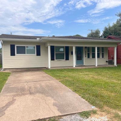 2259 1 St St, Port Neches, TX 77651