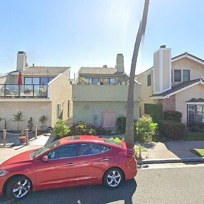 226 6 Th St, Seal Beach, CA 90740