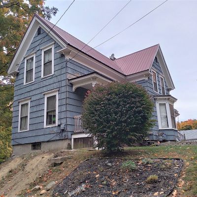 226 Mechanic St, Laconia, NH 03246