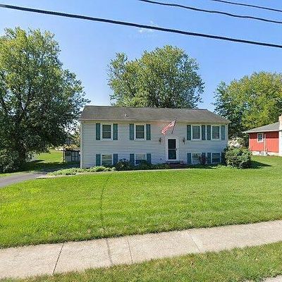 2262 Hershey Ave, East Petersburg, PA 17520