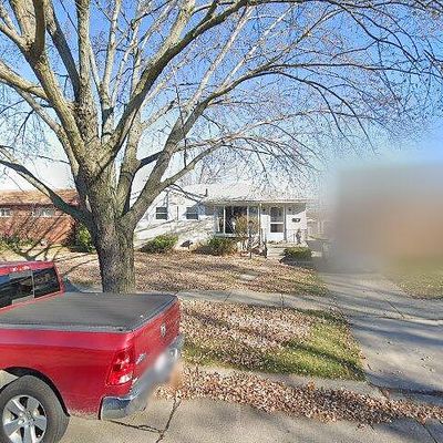 25664 Huron St, Roseville, MI 48066