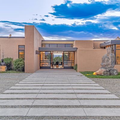 26 Bishops Dome Rd, Santa Fe, NM 87506