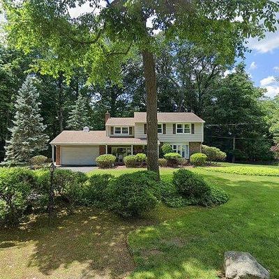 26 Huff Ter, Montvale, NJ 07645