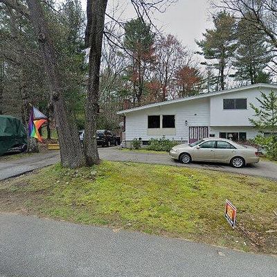 26 Spring Ln, Framingham, MA 01701