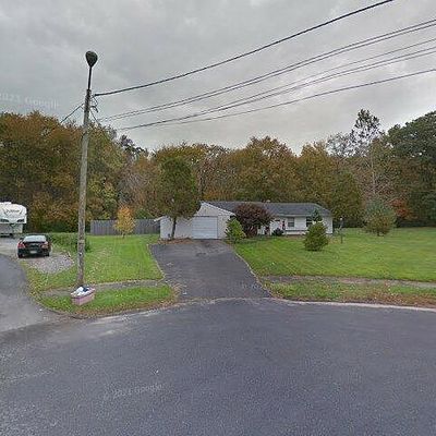 26 Windfall Dr, Swansea, MA 02777