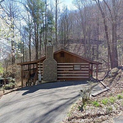 2601 Black Bear Ln, Sevierville, TN 37876