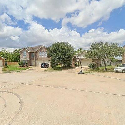 2611 Teal Run Place Dr, Fresno, TX 77545