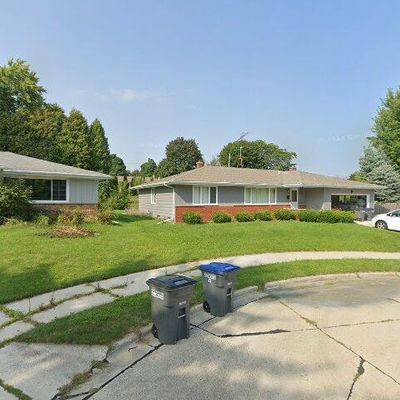 2612 Penn Cir, Sheboygan, WI 53081