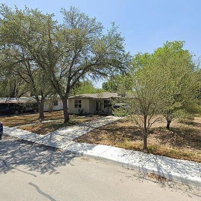 2626 W Mistletoe Ave, San Antonio, TX 78228