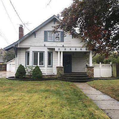 263 Lena Ave, Freeport, NY 11520