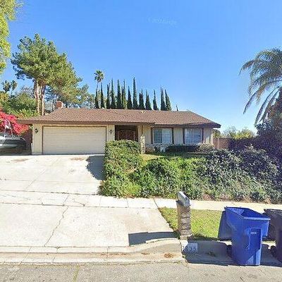 2635 Bonita Dr, Highland, CA 92346