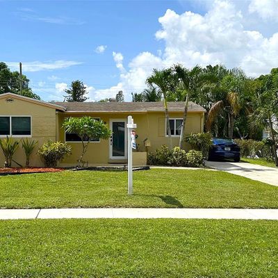 2636 Wilson St, Hollywood, FL 33020