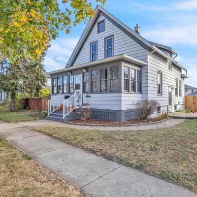 264 Henry St, Burlington, WI 53105