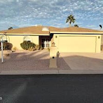 26421 S New Town Dr, Sun Lakes, AZ 85248